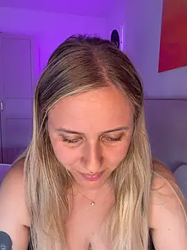lunawolf21 webcam