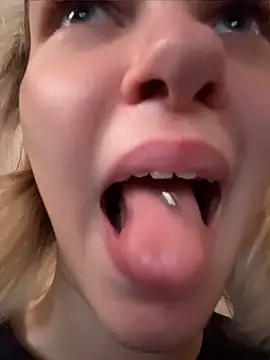 AshleyMur webcam