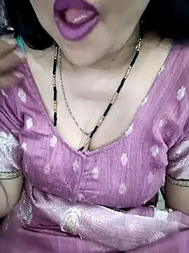 Mayuri77 webcam
