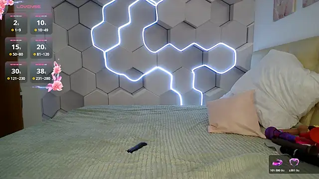 aliicemeow live webcam show