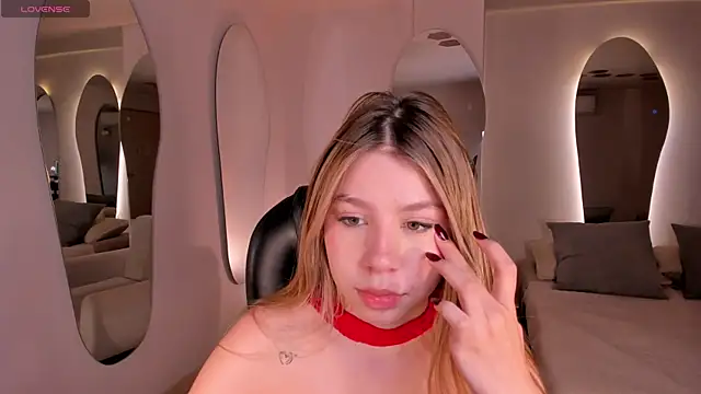 TiffannySins webcam
