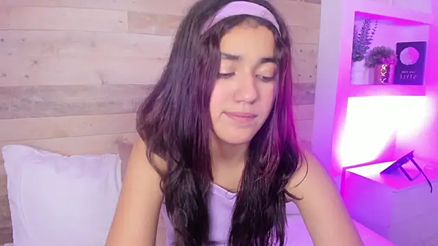 cristin_collins webcam