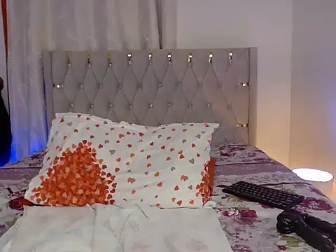 zoetracy (F young) - Dildo pussy fucking🍆🍑