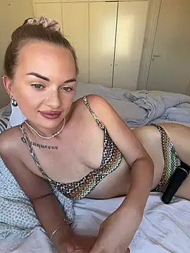 ElenaRebelle live webcam show
