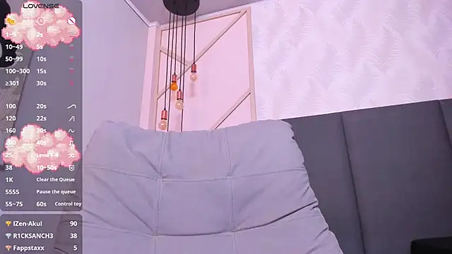 LeilaSaenz webcam