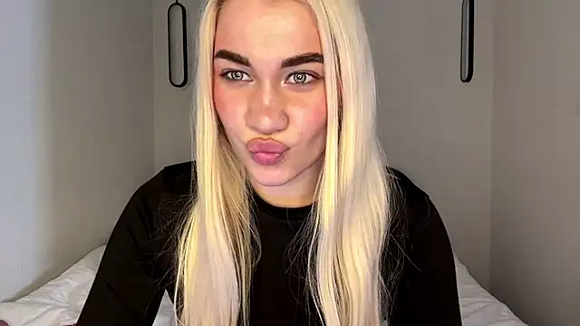 Katie_Glow webcam