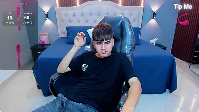 Tommy18__ webcam