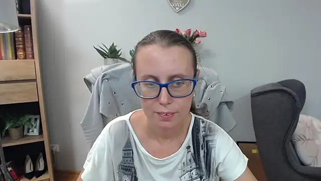 sweetxLizzy live cam on StripChat