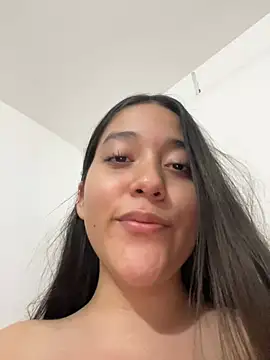 Nhefertary live cam on StripChat