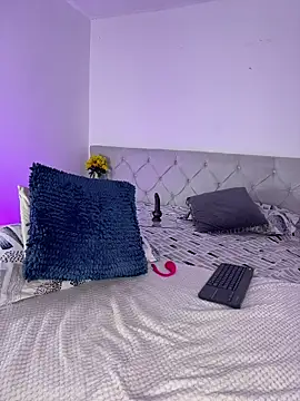 NatyBliss_gh live cam on StripChat