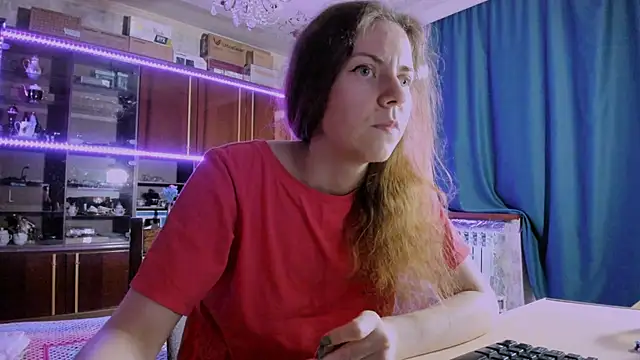pa1e_pr1ncess (F young) - topless 3 minutes