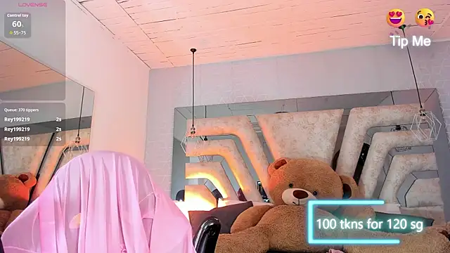AngelineHeet webcam