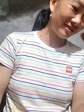 gio-thu live cam