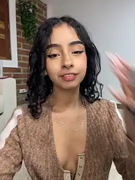 RosseMelody Live Web Cam Show