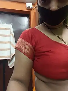 Manjudear Live Webcam on Stripchat