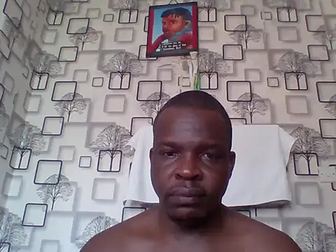 Chumba_001 live cam on StripChat