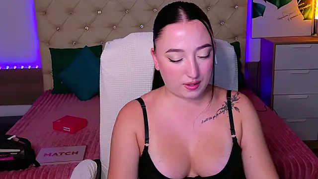 AVA_MAXIMUS webcam