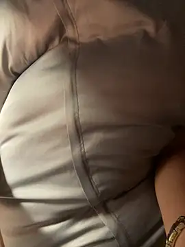 ly-laxxx live cam