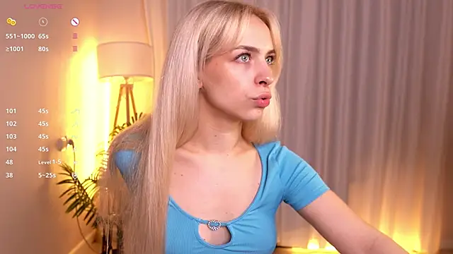 ShinyBarbie live cam on StripChat
