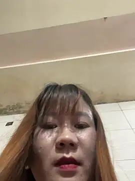Liness101 live cam