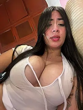 _MadiLee_ live cam on StripChat