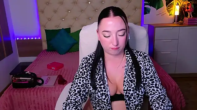 AVA_MAXIMUS webcam