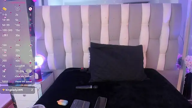 IsaDiiaz webcam