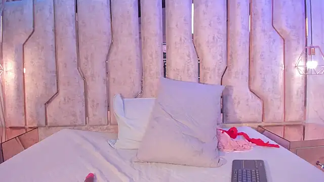 chica_nocturna25 webcam