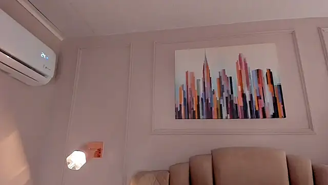 mia_kisses2 live cam