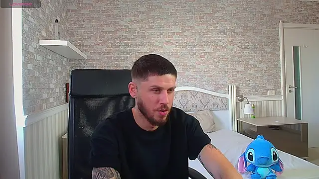 JonahShaw webcam