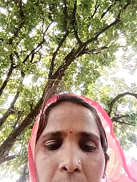 Khusbu_yadavv live webcam show
