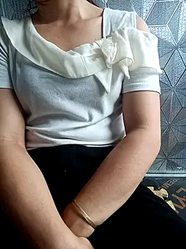 love_baby- live cam on StripChat