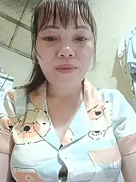 Sana-vn live cam on StripChat