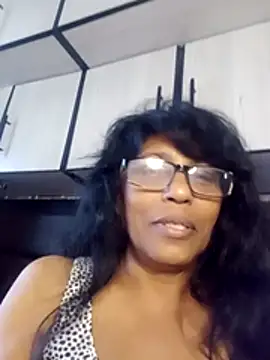 MsAttitude live cam on StripChat
