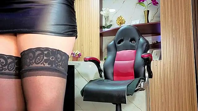 MissEscarleth webcam