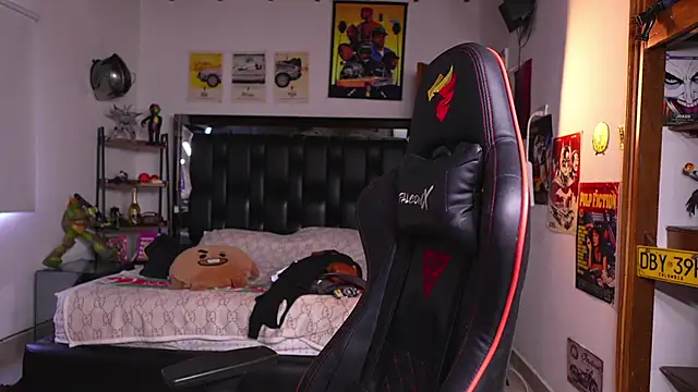 logan_hugh8 (M young) - cum