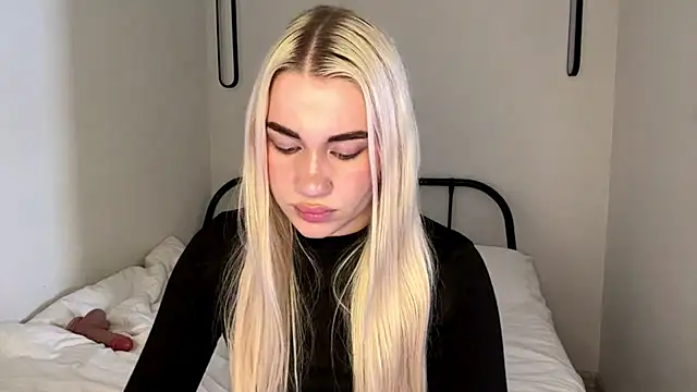 Katie_Glow webcam