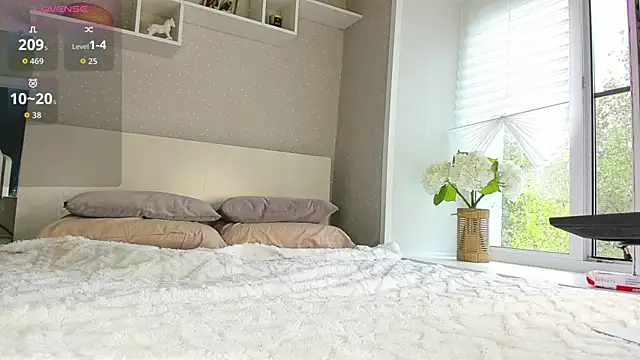QueenViktoria webcam