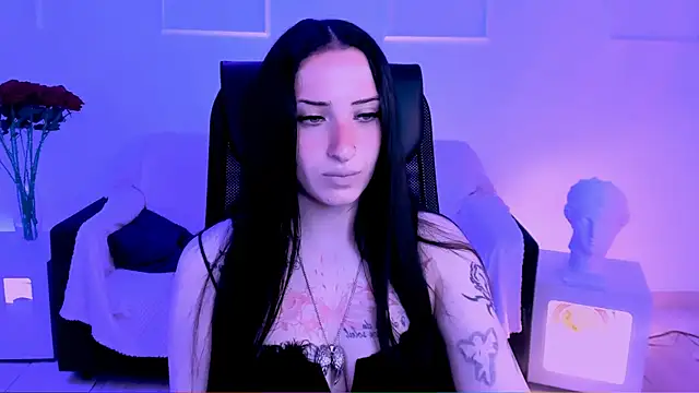 MonicaLowes live cam on StripChat
