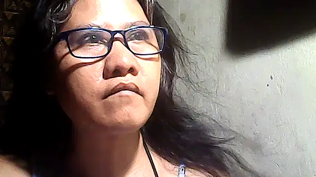 sweetsosie18 live cam on StripChat