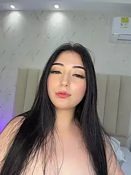LilithHarperr_ webcam