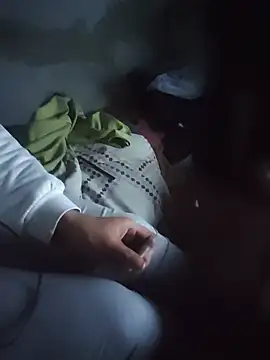 Alegabi217 webcam