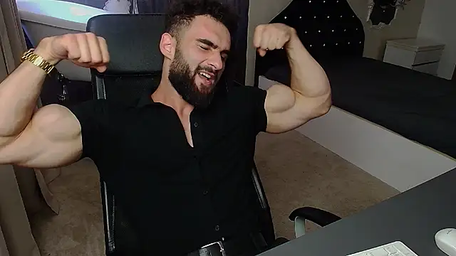 micahlane (M young) - I'm prepairing for bodybuilding contest
