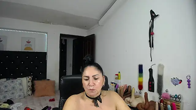 mature_bigboobs10 (F mature) - see now my sexy body full naked