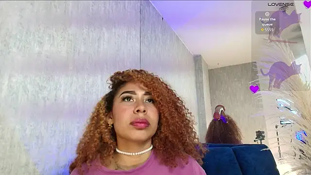 DannaGlow_ live sex cam