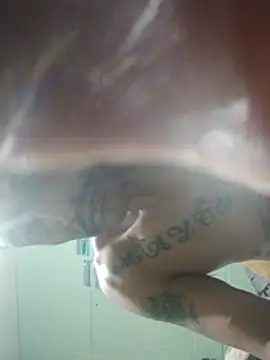 Innsaciable live cam