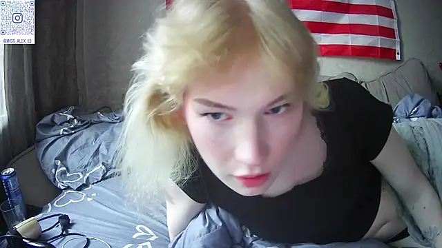 Sasyhk0 live cam on StripChat