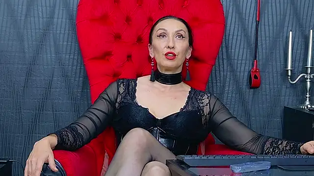 MistressDora live cam