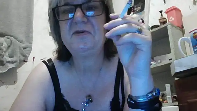 becky1111 webcam