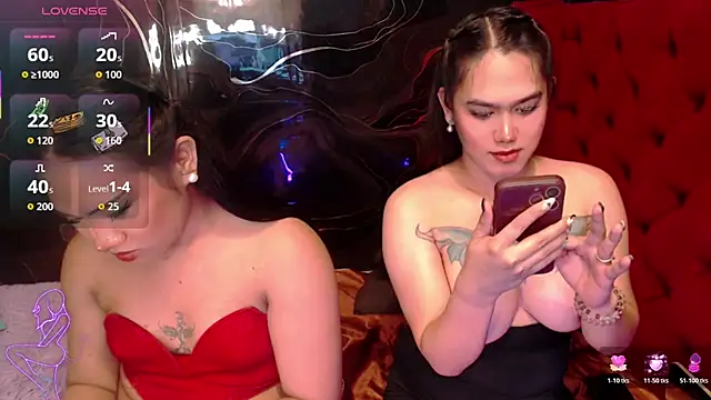 YourtsBella live cam on StripChat